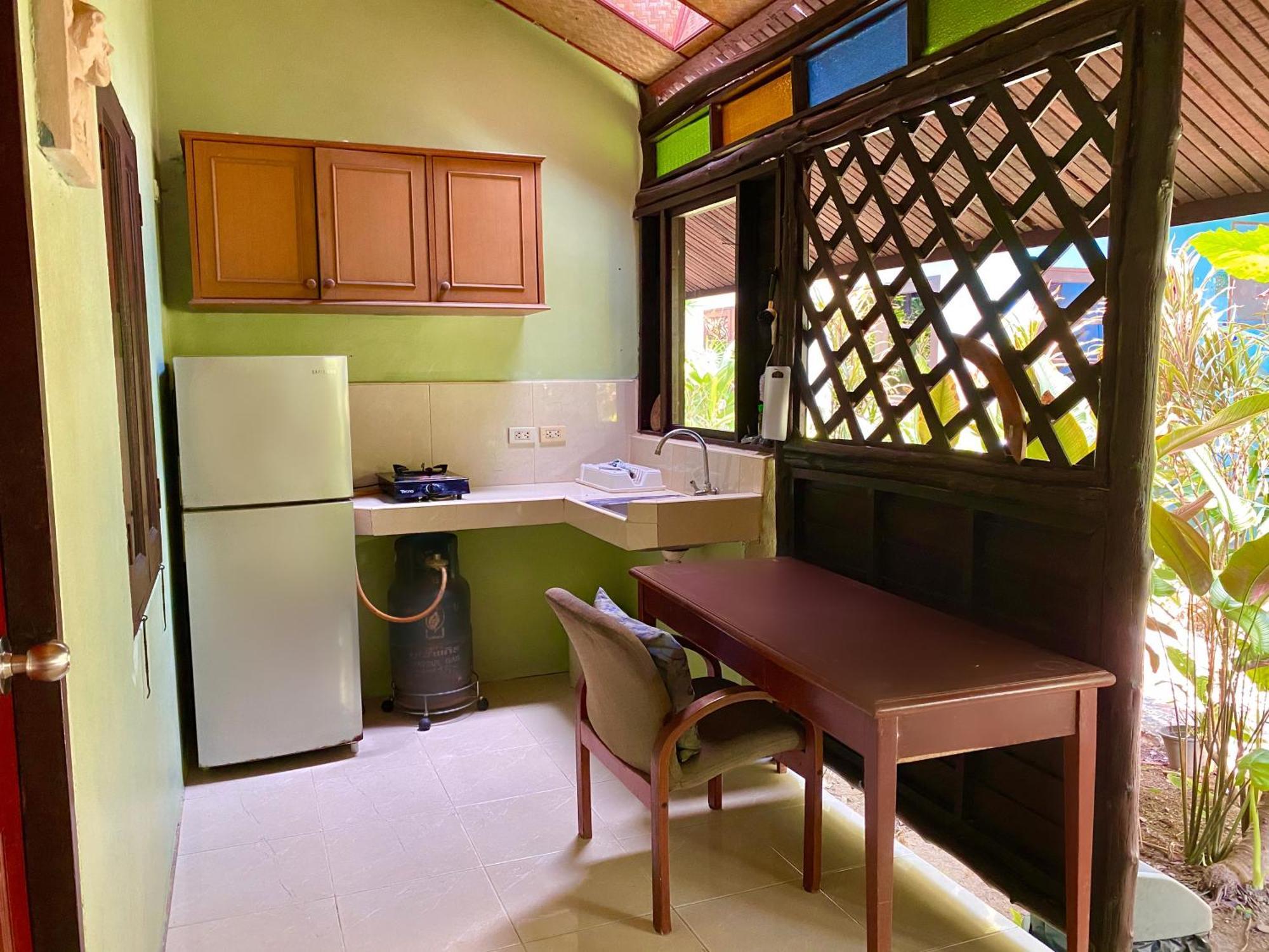 Shanti Lodge Phuket Chalong Phòng bức ảnh