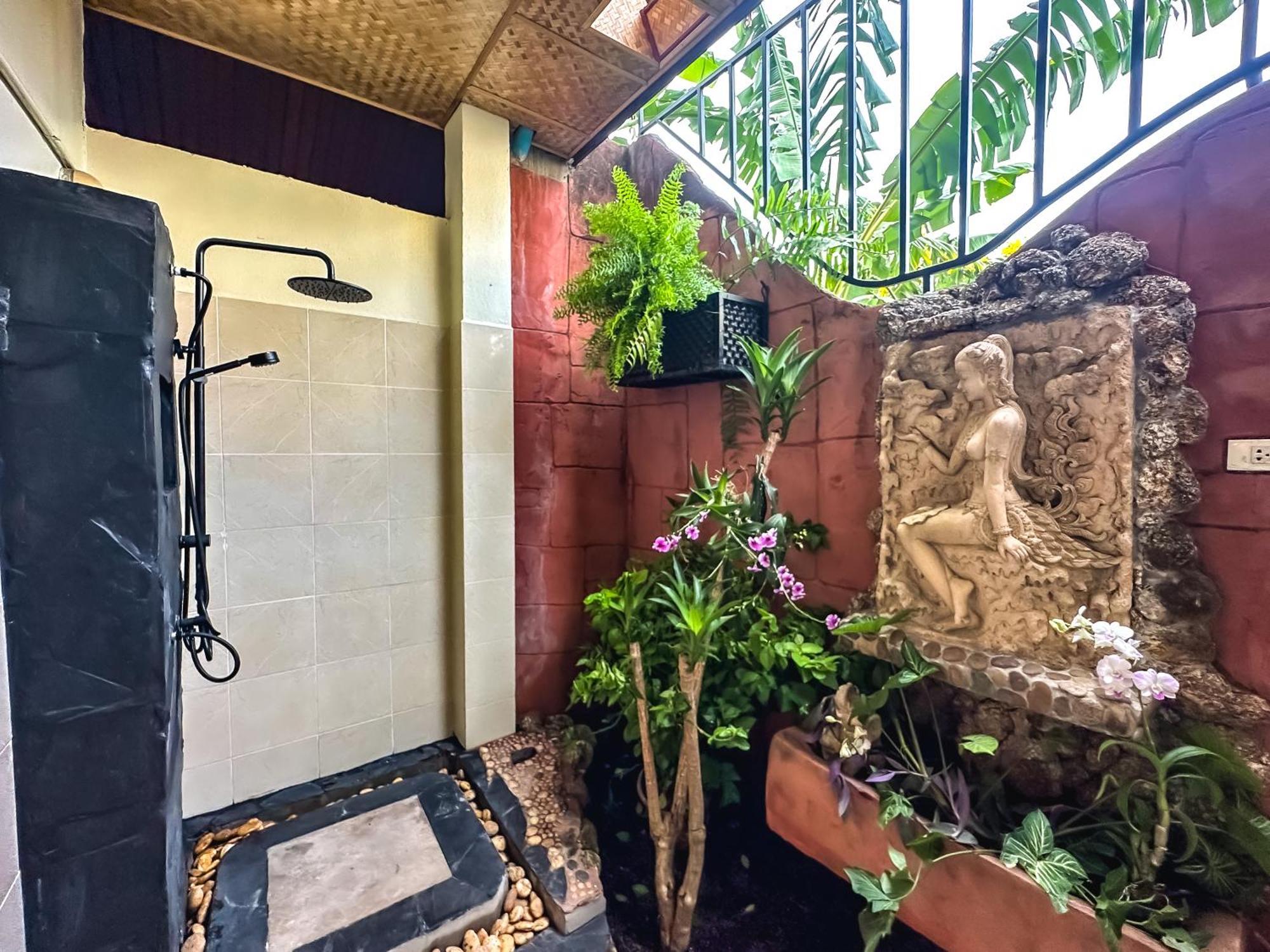 Shanti Lodge Phuket Chalong Ngoại thất bức ảnh