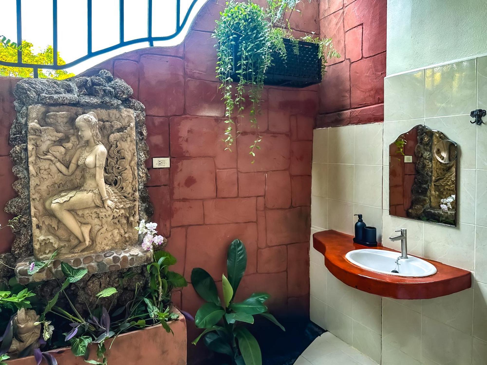 Shanti Lodge Phuket Chalong Ngoại thất bức ảnh